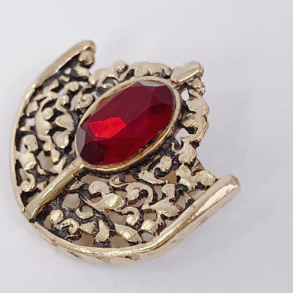 Vintage Mid Century Gold Tone Filigree Brooches Red Green Glass Cabochons Set - Picture 8 of 12